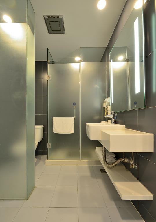 Hanting Hotel Shanghai Xujiahui Buitenkant foto